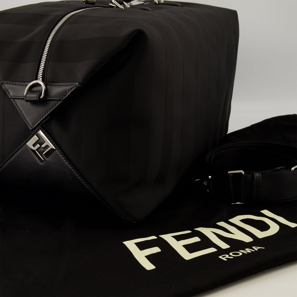 Sacs de sport et voyage 펜디 루이 48 블랙 나일론 여행 가방 Fendi Noir Homme
