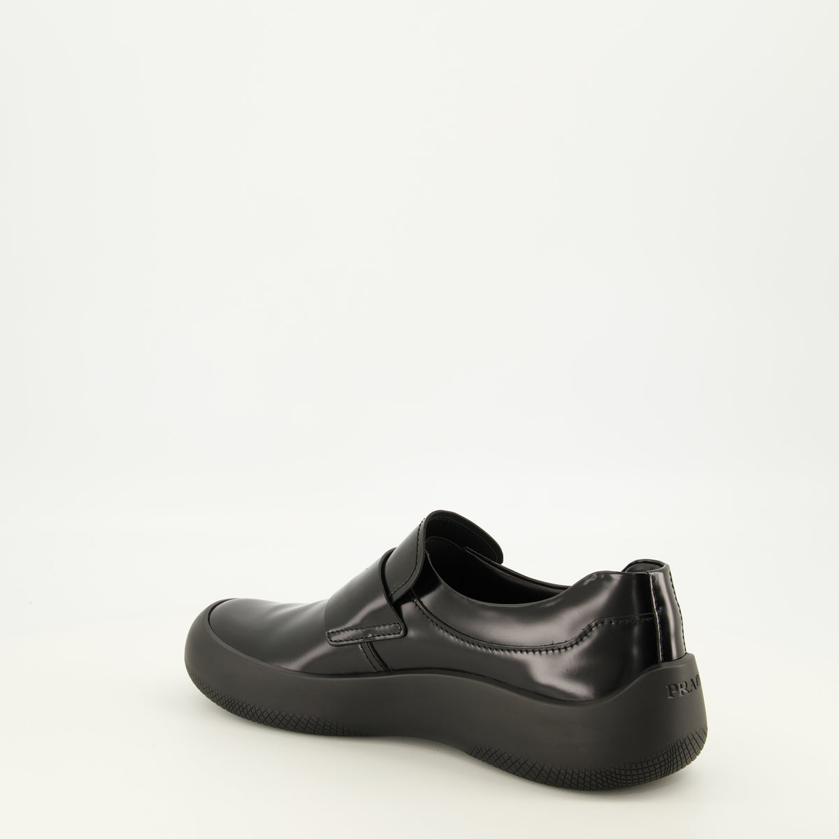 Mocassins Mocassins en cuir brossé noir Prada Noir Homme