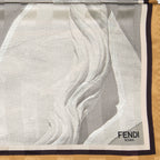 Écharpes, foulards et gants Foulard Fendi Fendi Gris Femme