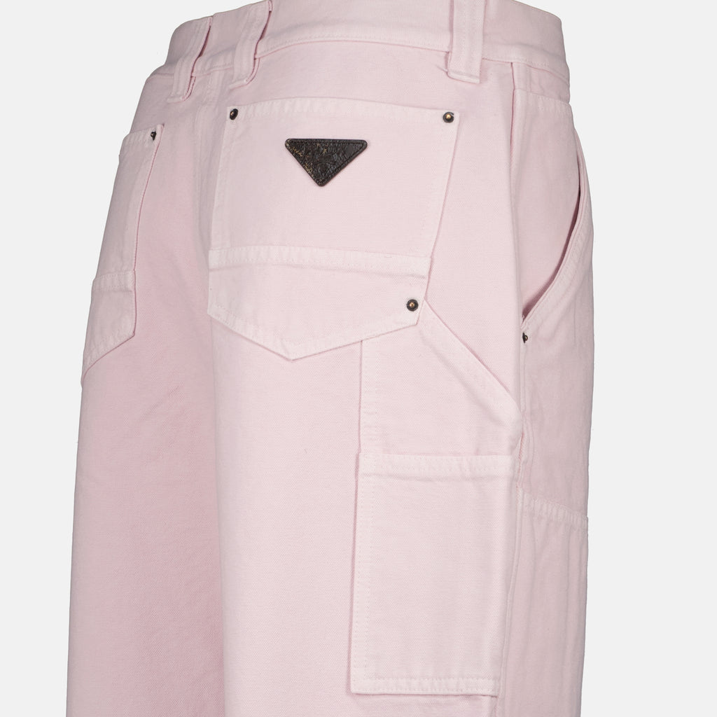 Immagine dei pantaloni cargo rosa del marchio Prada per Donna - Stagione Primavera-Estate 2026 - Vista Dettagliata_2