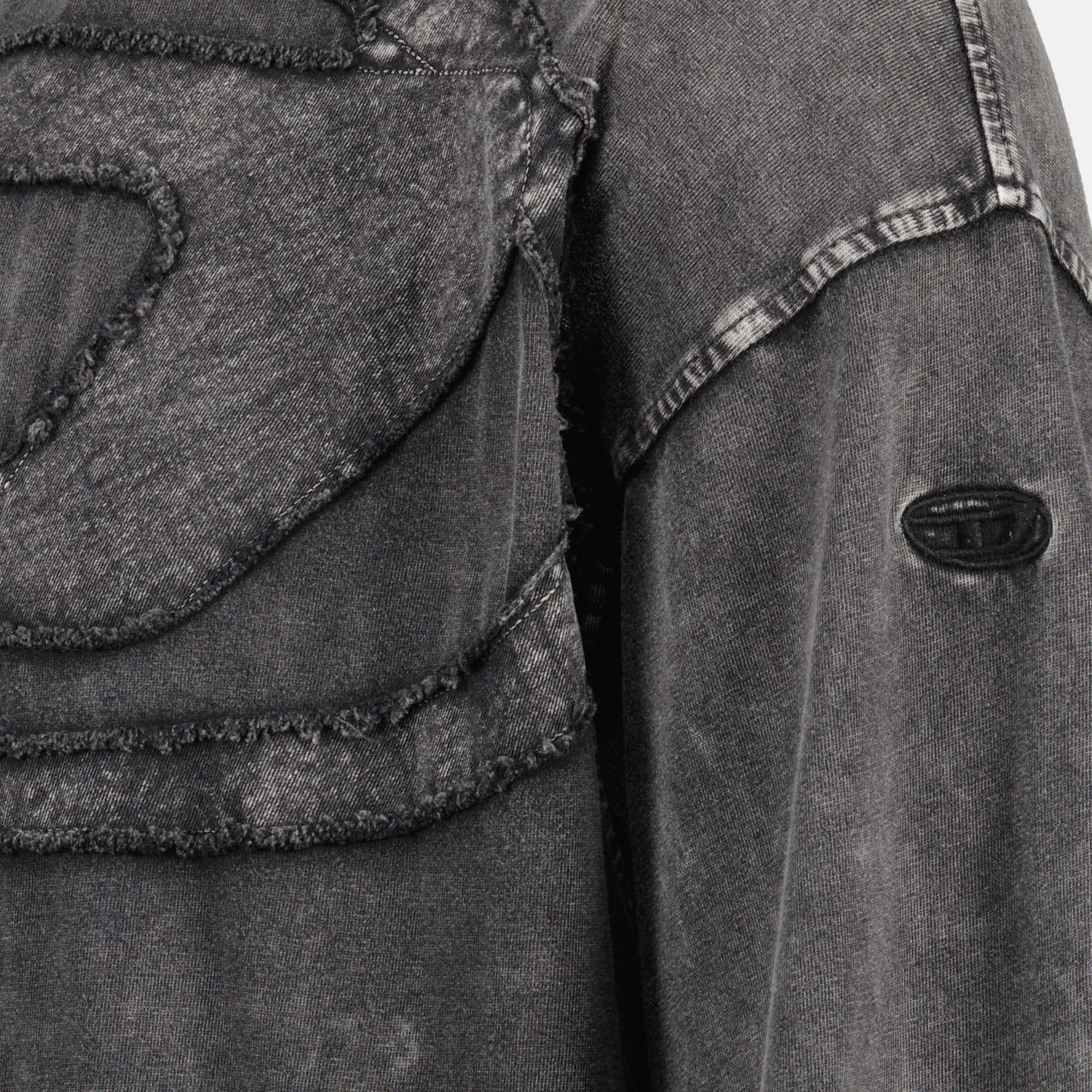 Immagine dell'articolo t-shirt oversize T-Boxt-Den grigia del marchio Diesel per Uomo - Stagione Primavera-Estate 2026 - Vista Dettagliata_2