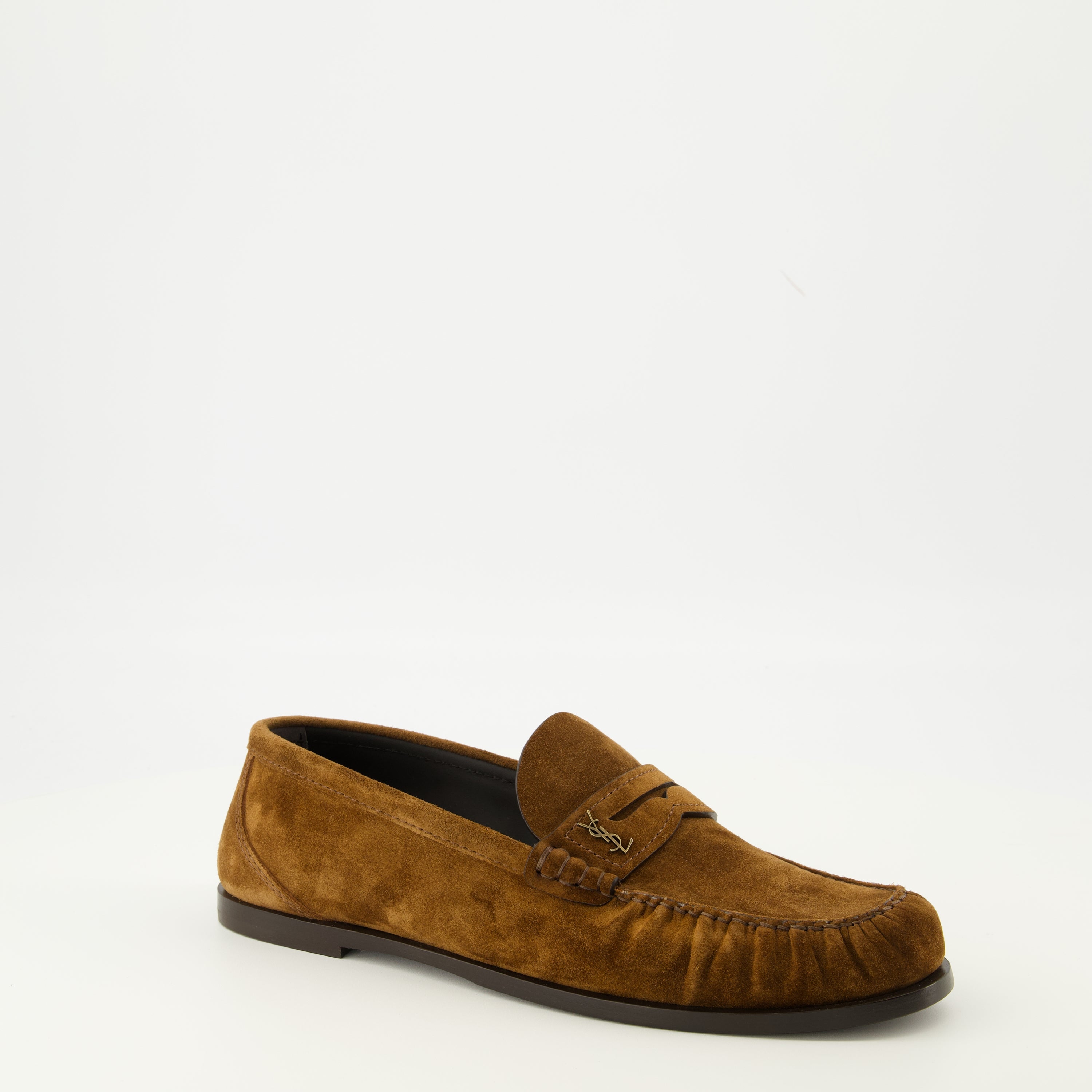 Image de l'article Mocassins Laurent de la marque Saint Laurent pour Homme - Saison Automne-Hiver 2025 - Vue trois quarts avant droite