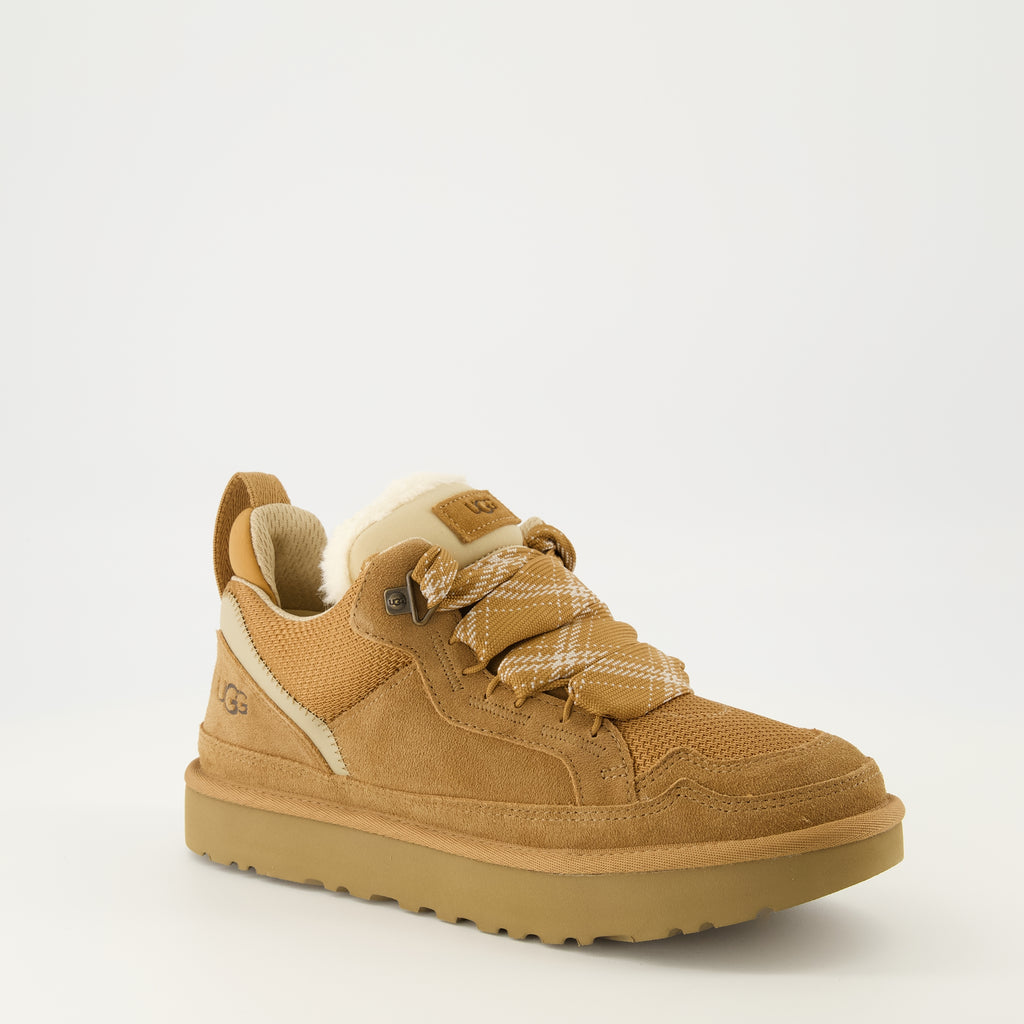 Image de l'article Baskets Lowmel de la marque Ugg pour Femme - Saison Automne-Hiver 2025 - Vue trois quarts avant droite