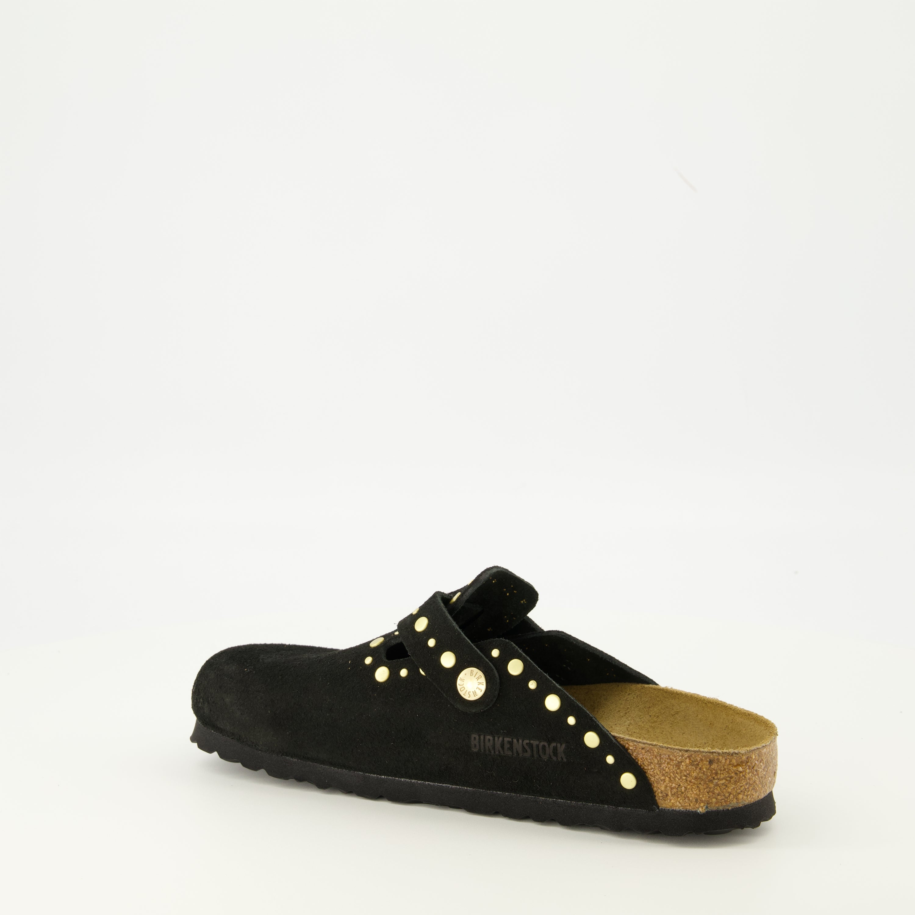 Imagen de las sandalias Boston Rivet de la marca Birkenstock para mujer - Temporada Otoño-Invierno 2025 - Vista de tres cuartos trasera derecha