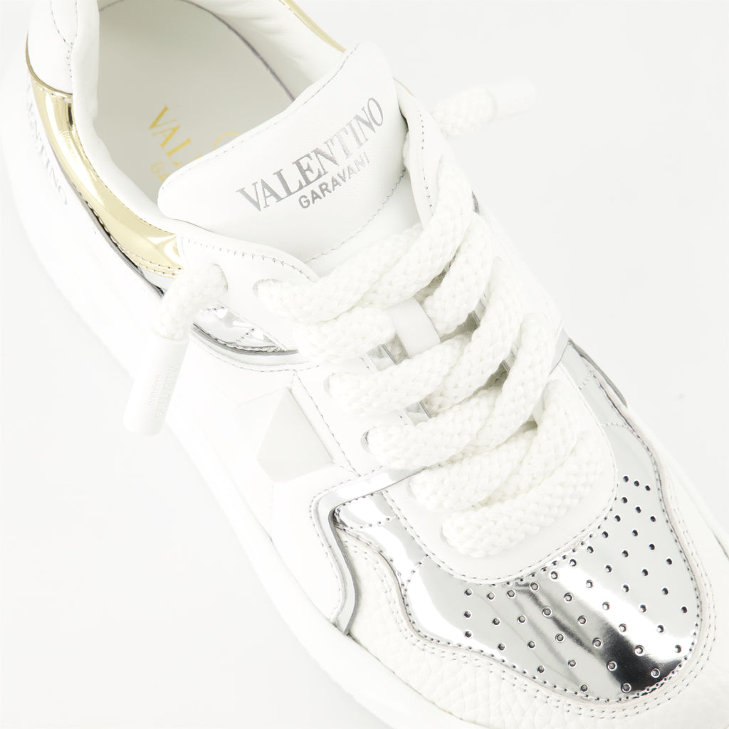 Sneaker Baskets One Stud XL Valentino Garavani Blanco Femme