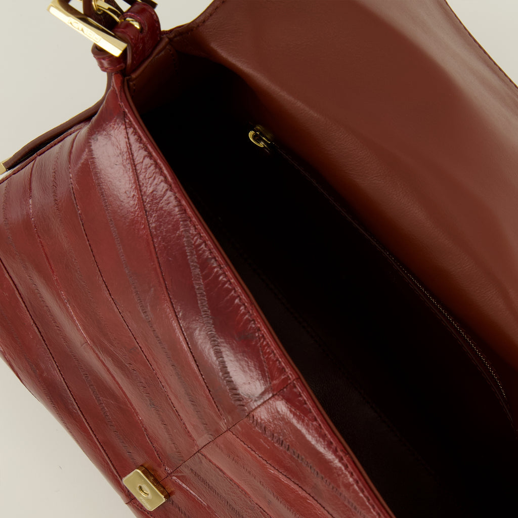 Sacs à main et épaule Sac Flap 26325 en myxine bordeaux Fendi Bordeaux Femme