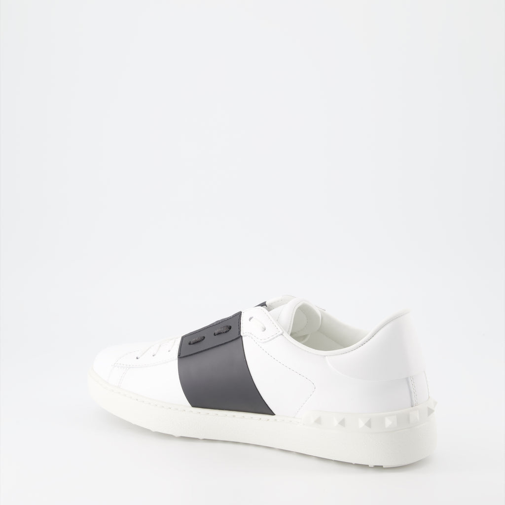 Baskets Sneakers Aperte Bianche e Nere in Pelle Valentino Garavani Blanc Homme