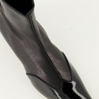 Bild des Khaite Damen Schwarz Nevada Stiefeletten - Herbst-Winter 2025 Saison - Detailansicht von oben