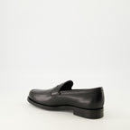 Immagine dei mocassini in pelle Tod's da uomo - Collezione Autunno-Inverno 2025 - Vista tre quarti posteriore destra