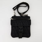 クロスボディバッグ VLogoキャンバスバッグ Valentino Garavani 黒 Homme