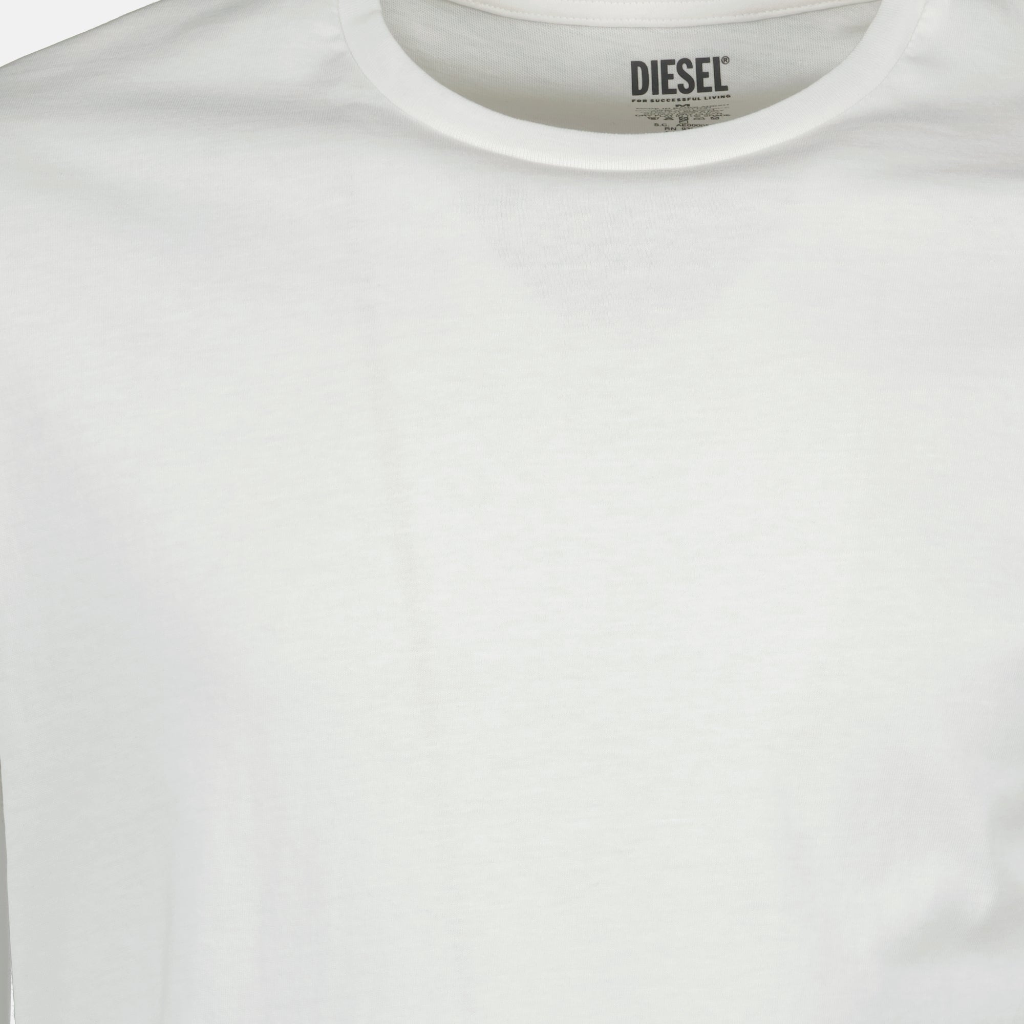 Imagem do artigo Conjunto de três T-shirts Diesel para Homem - Outono-Inverno 2025 - Vista Detalhada_1
