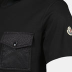T-shirts T-shirt à poche monogram Moncler Noir Homme