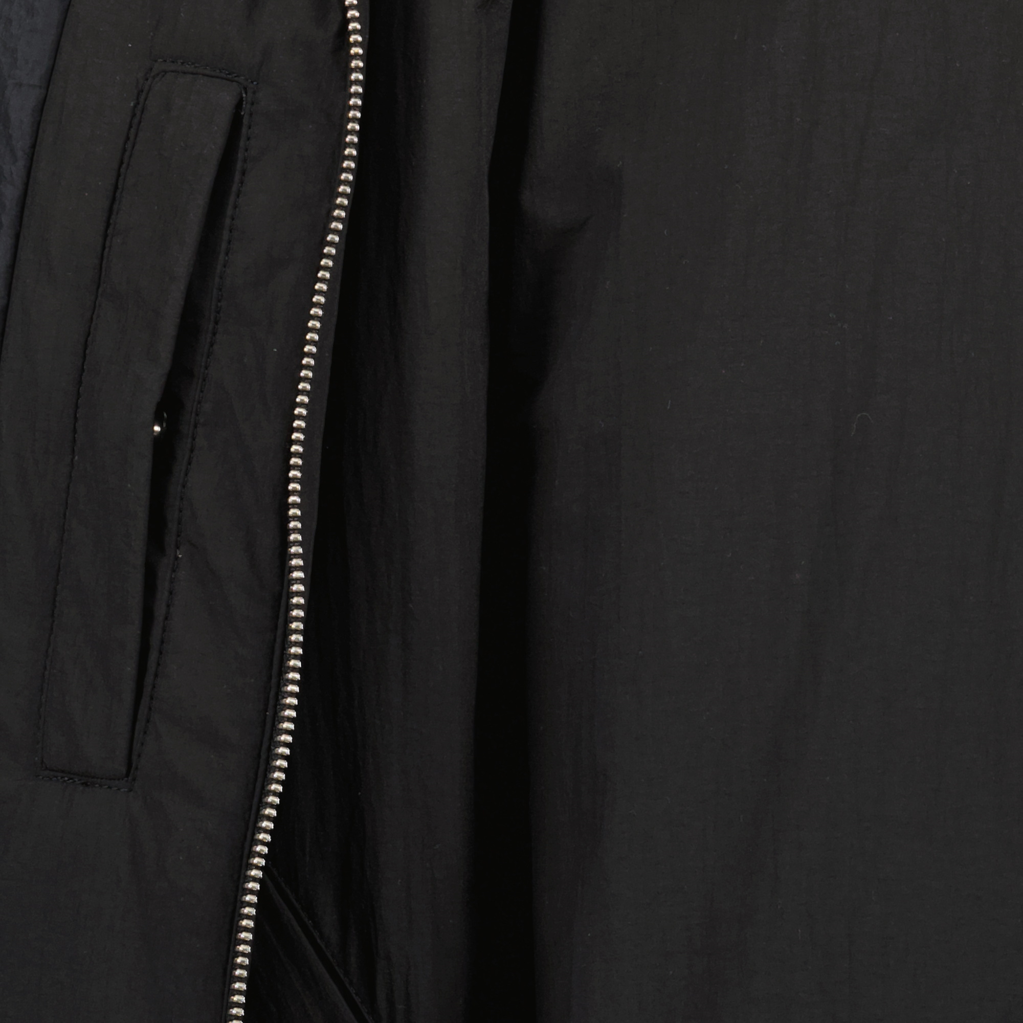 Image de l'article Veste Ami de coeur de la marque Ami PARIS pour Homme - Saison Printemps-Été 2025 - Vue détaillée_6