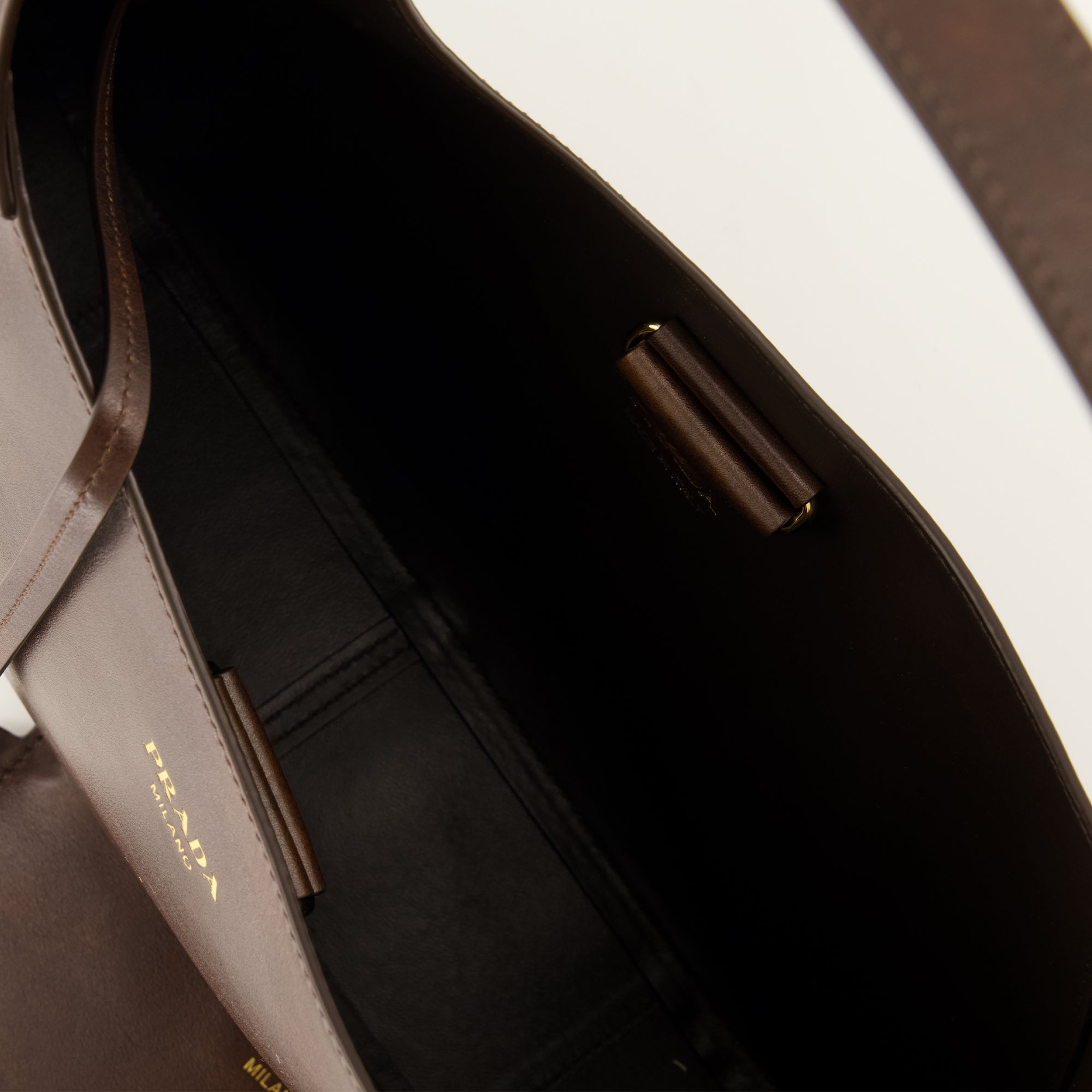 Sacs à main et épaule Borsa Boogie in Pelle Marrone Prada Marron Femme