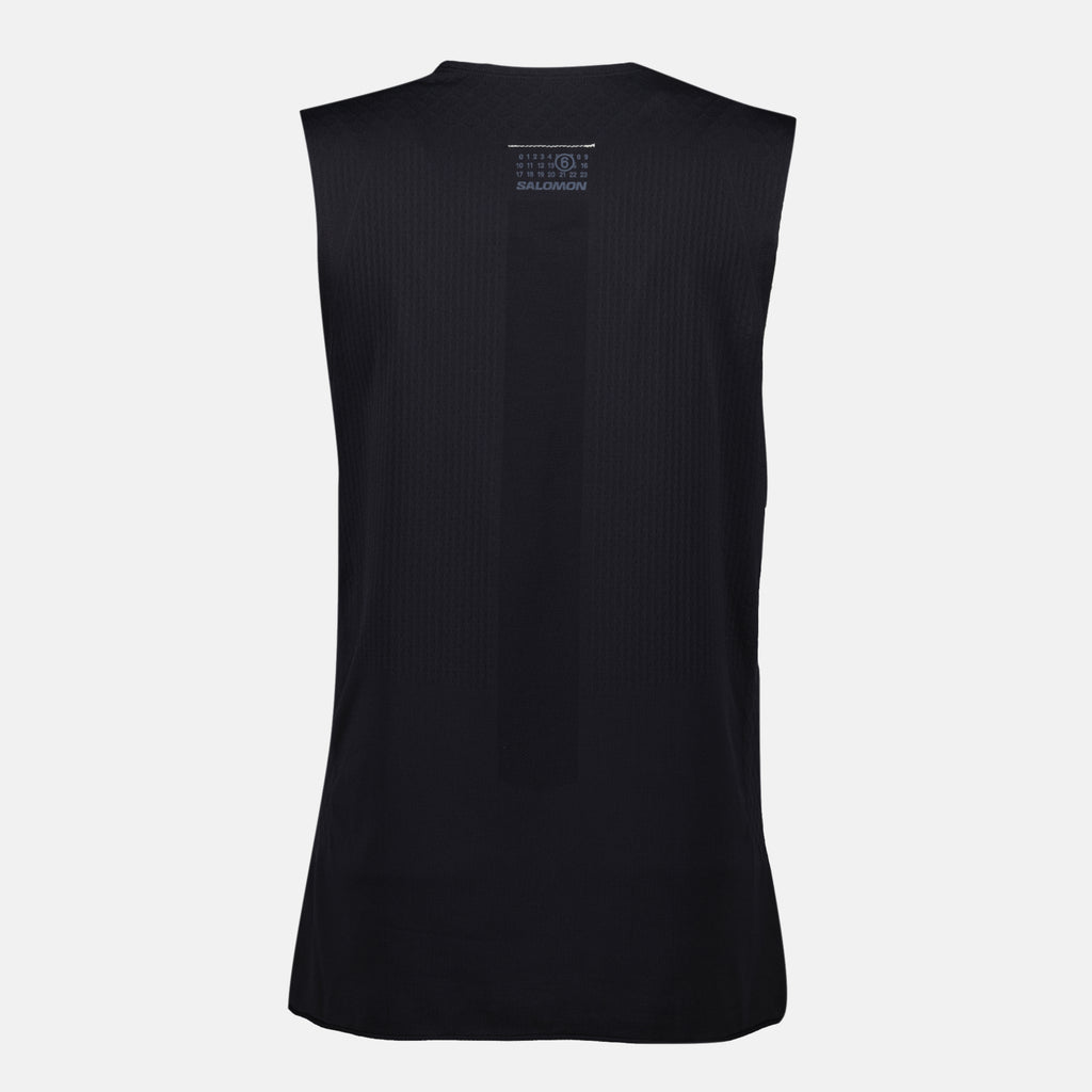 Mm6ブランドの女性用スポーツタンクトップの画像 - 2025年春夏シーズン - 詳細なビュー1