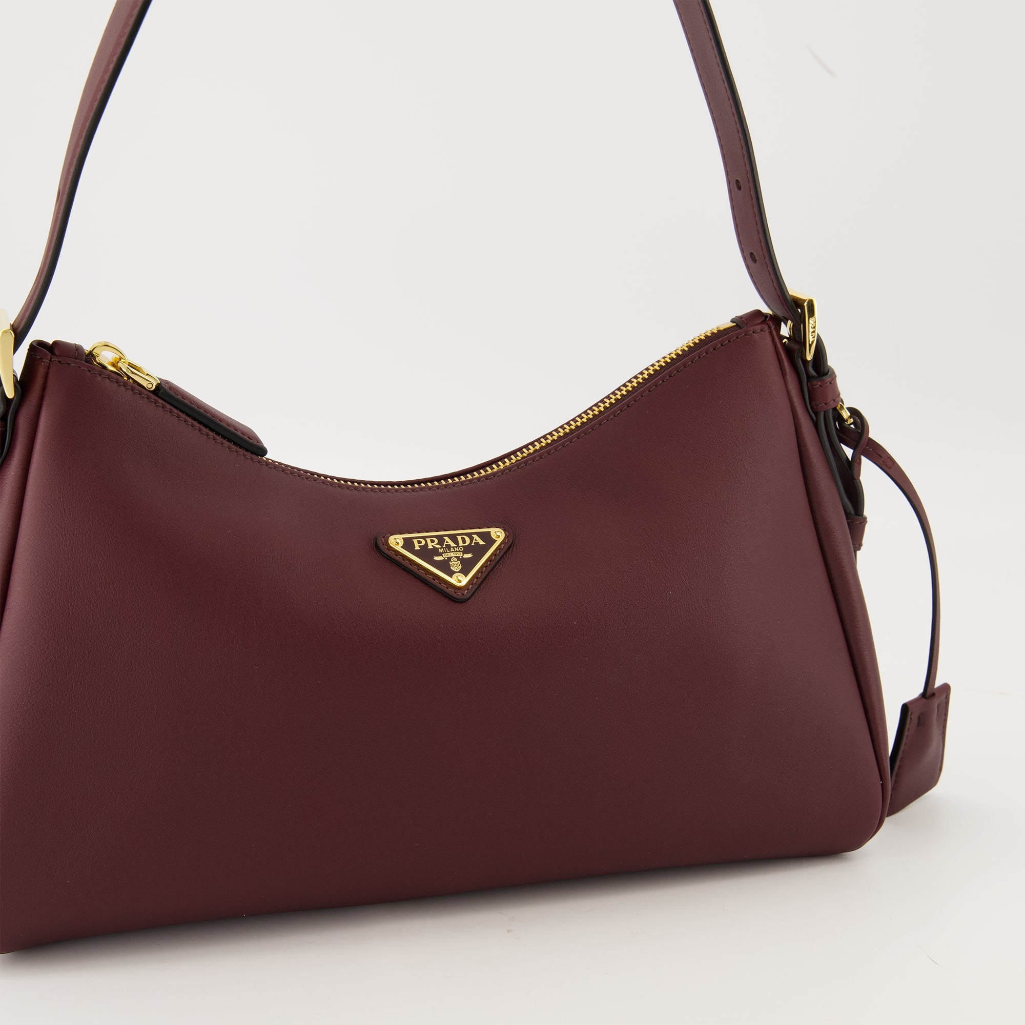 Image de l'article Sac Aimée de la marque Prada pour Femme - Saison Automne-Hiver 2025 - Vue détaillée_2