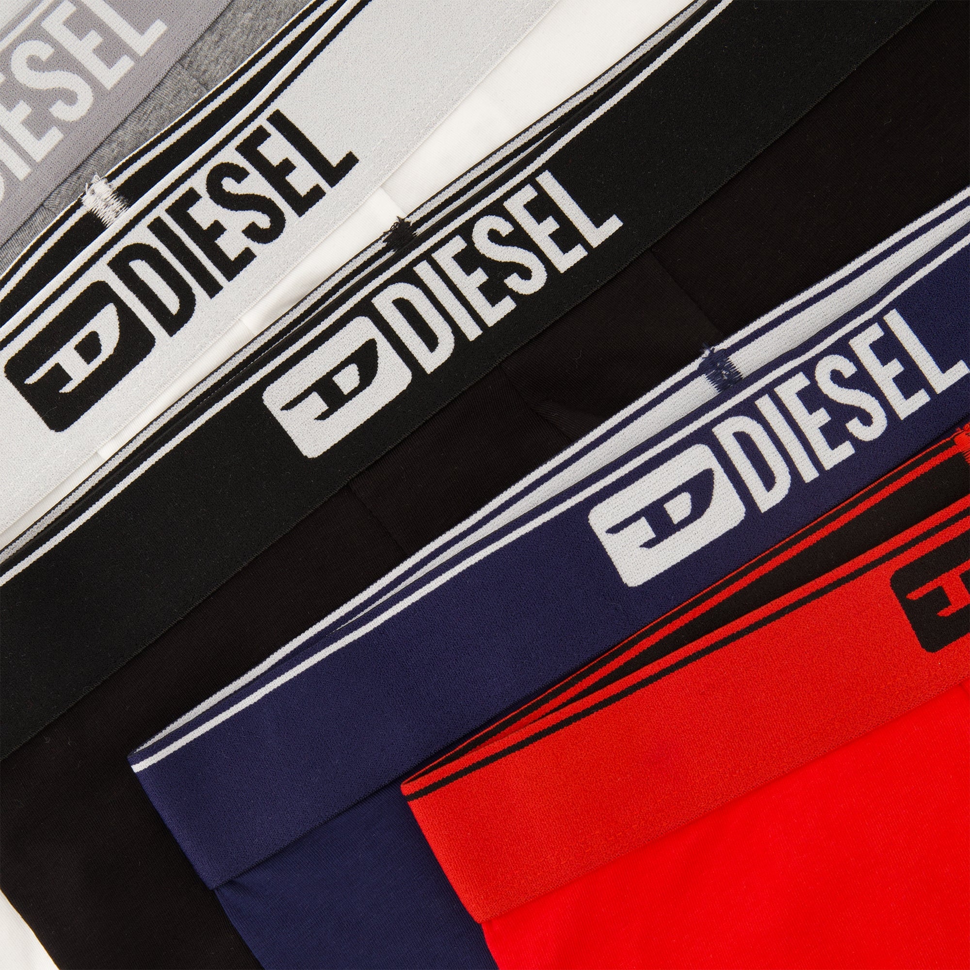 Image of the article Cotton boxer shorts from the brand Diesel for Men - Autumn-Winter Season 2025 - Detailed View_2