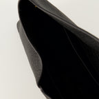Image de l'article Pochette Cassandre medium en cuir noir de la marque Saint Laurent pour Femme - Saison Printemps-Été 2026 - Vue détaillée_3