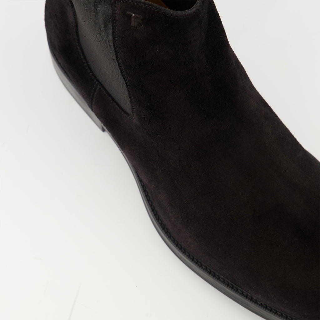 Image de l'article Bottines en cuir velours de la marque Tod's pour Homme - Saison Automne-Hiver 2025 - Vue détaillée de haut