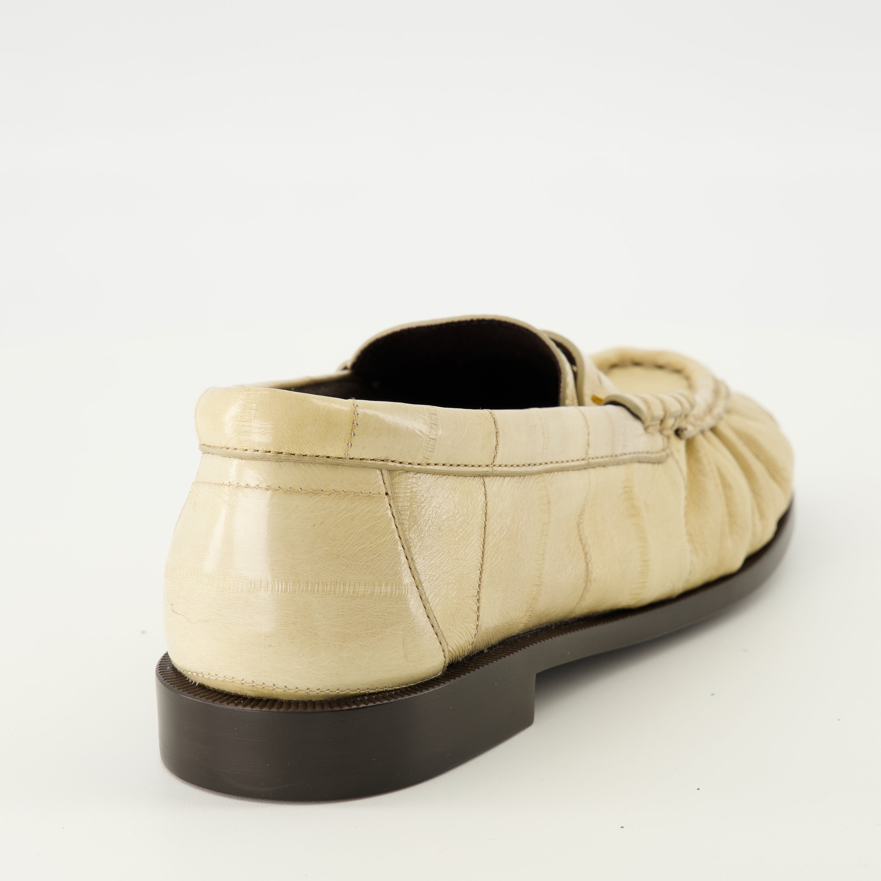 Mocassins Mocassins Loafer beige en cuir d'anguilles Saint Laurent Beige Femme