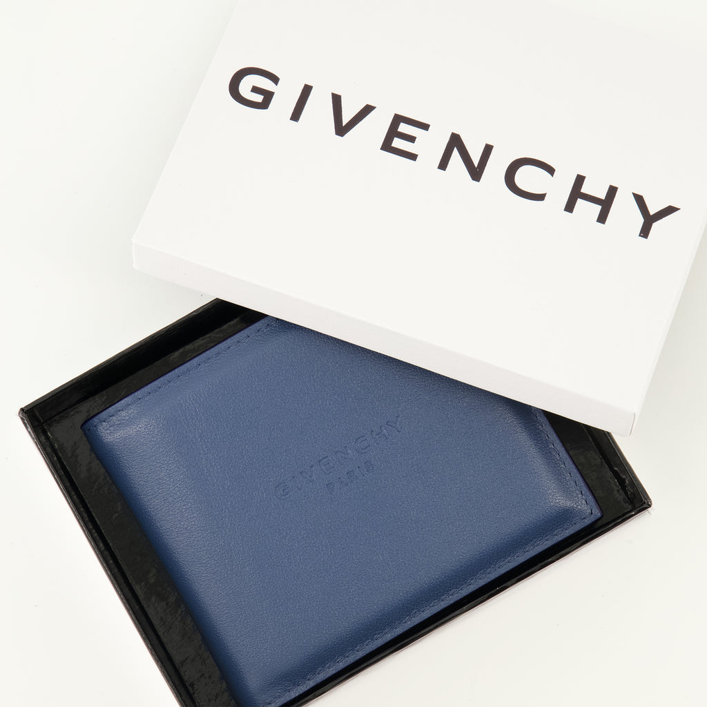 Image de l'article Portfeuilles en cuir bleu marine de la marque Givenchy pour Homme - Saison Printemps-Été 2026 - Vue détaillée_3