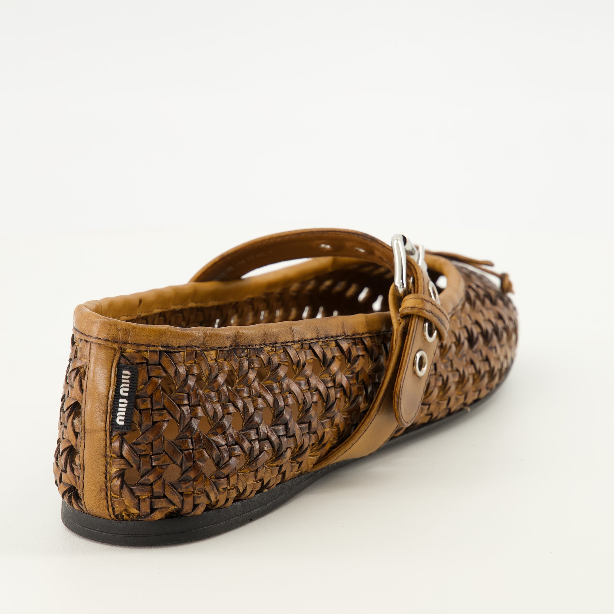 Chaussures plates Ballerines Cannage en cuir marron Miu Miu Marron Femme