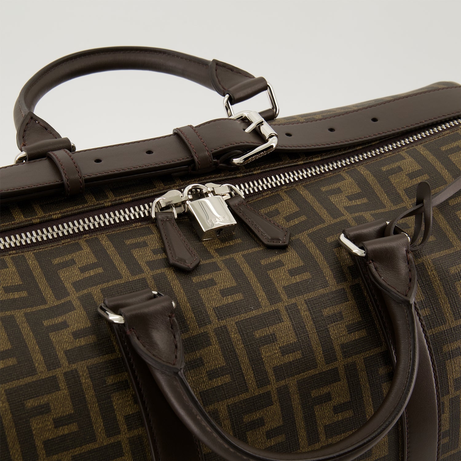 Borse sportive e da viaggio Sac de voyage FF Fendi Marrone Homme