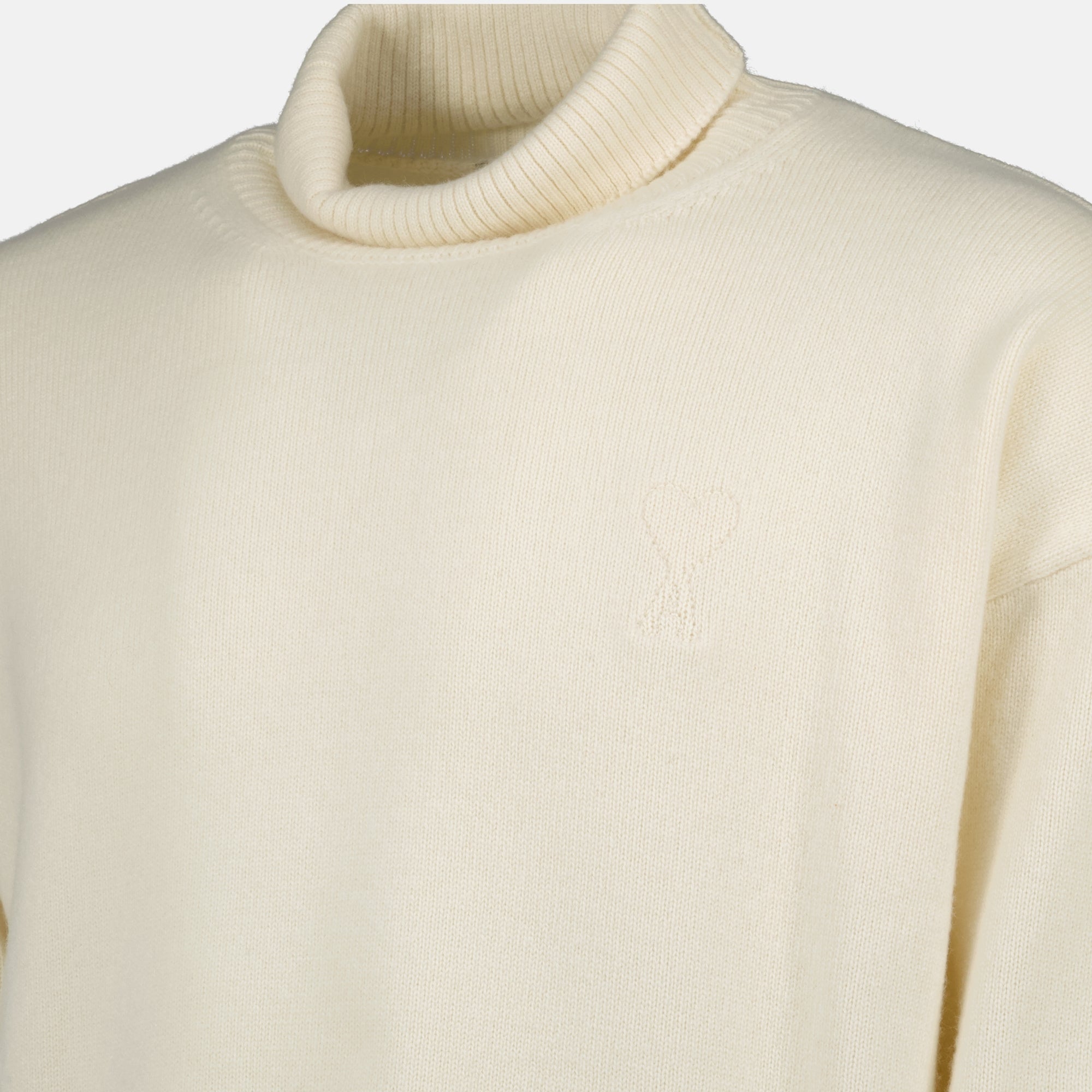 Immagine dell'articolo maglione a collo alto Ami cuore del marchio Ami PARIS per Unisex - Stagione Autunno-Inverno 2025 - Vista dettagliata_6