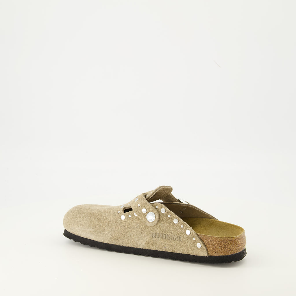 Image de l'article Mules Boston de la marque Birkenstock pour Femme - Saison Automne-Hiver 2025 - Vue trois quarts arrière droite