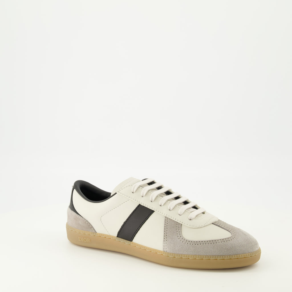 Bild des B01 Sneakers von Dior für Herren - Herbst-Winter 2025 - Dreiviertelansicht von vorne rechts