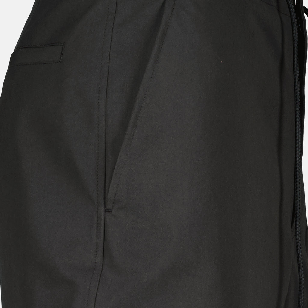 Bild der schwarzen Cargo-Hosen von Dior für Herren - Frühjahr-Sommer 2026 - Detaillierte Ansicht_2