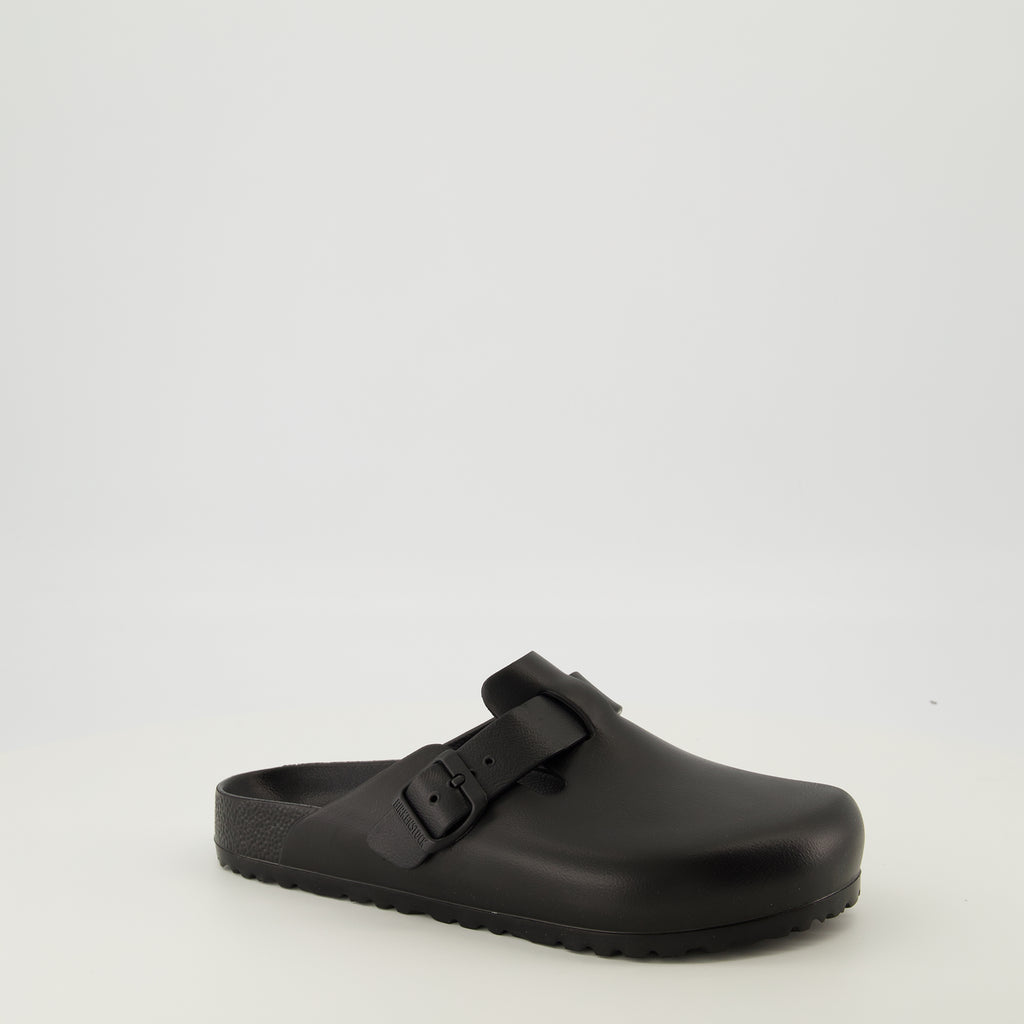 Image of the Birkenstock Men's Boston EVA Mules - Fall-Winter 2025 Season - Three-quarter front right view
