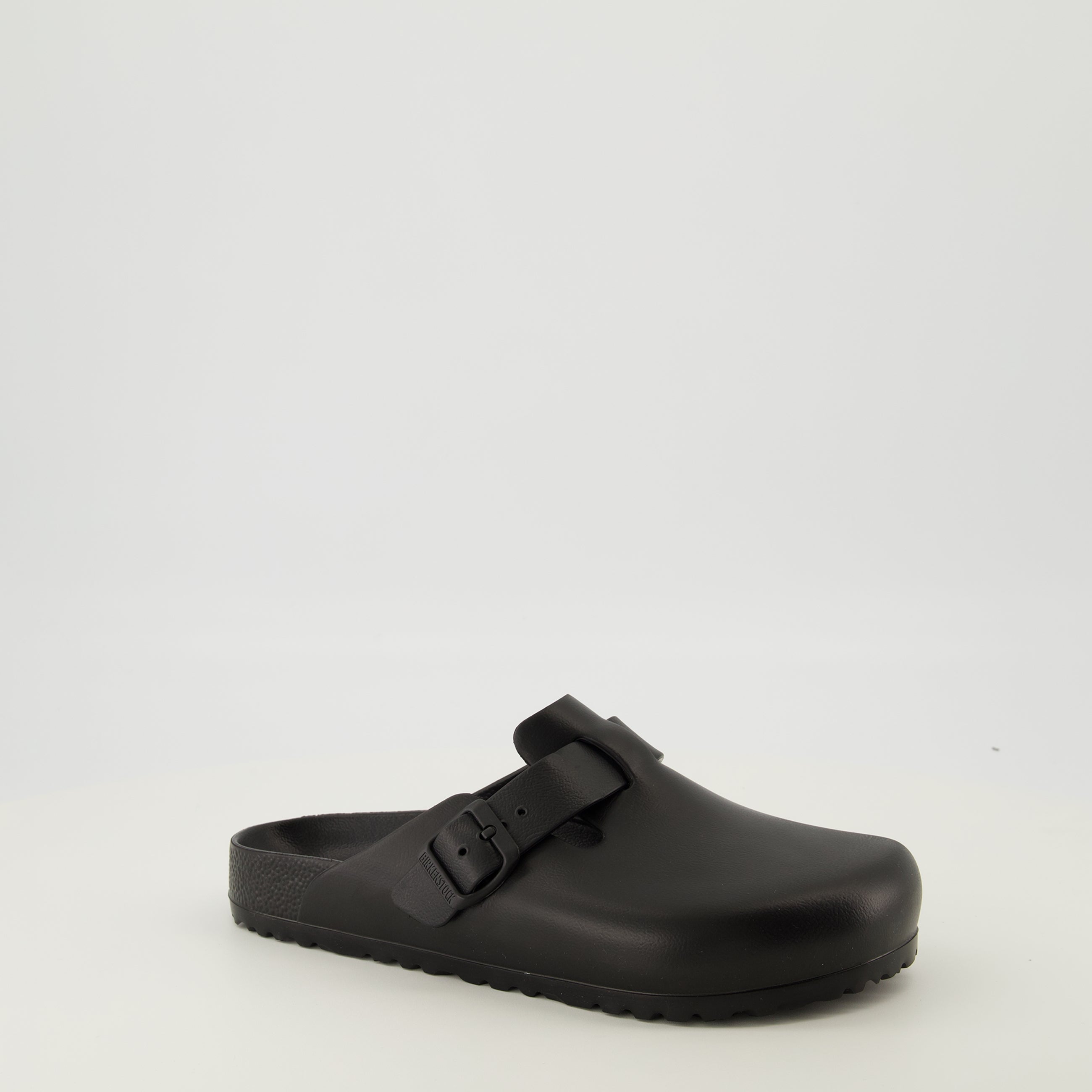 Image de l'article Mules Boston en EVA de la marque Birkenstock pour Homme - Saison Automne-Hiver 2025 - Vue trois quarts avant droite