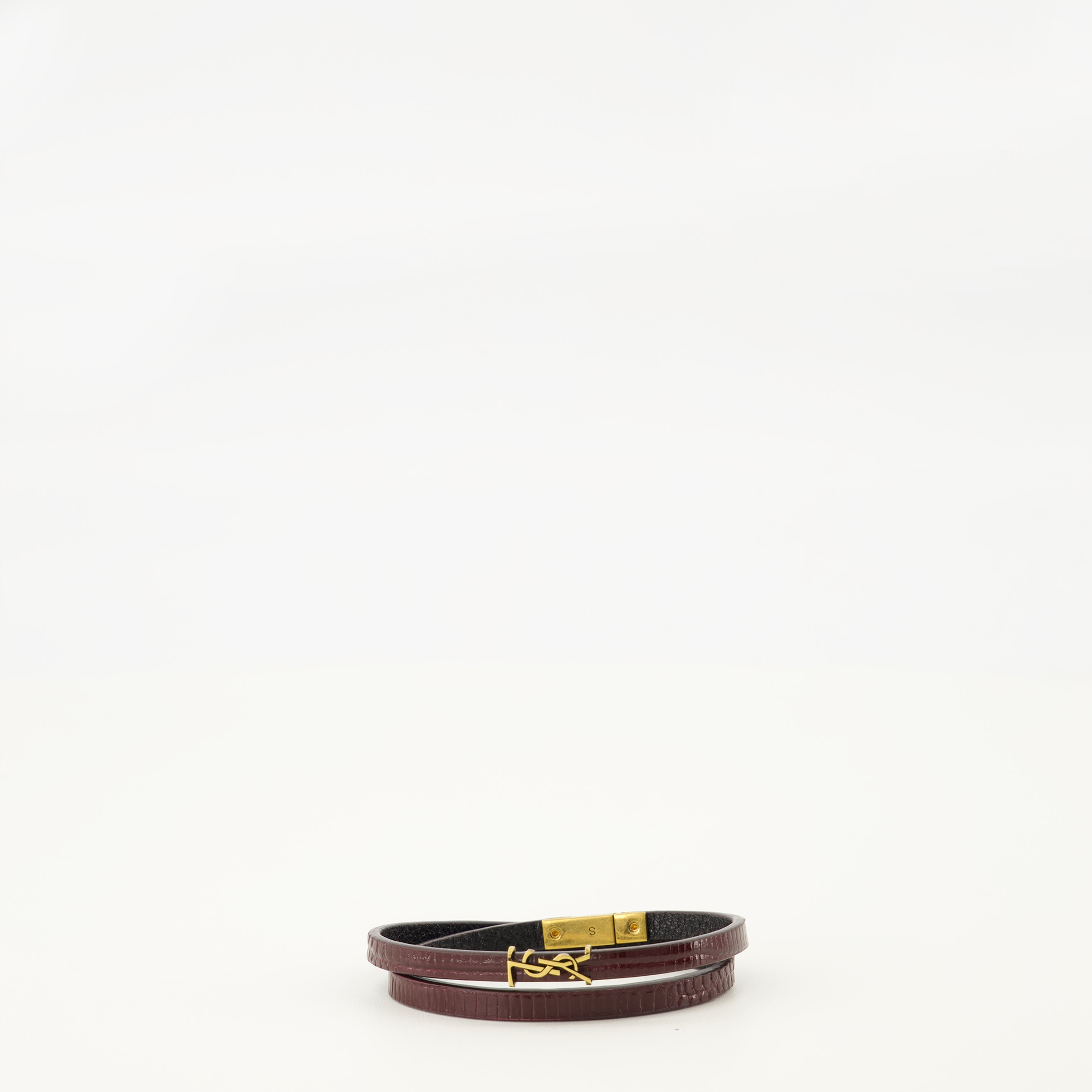 Image de l'article Bracelet double tour bordeaux effet croco de la marque Saint Laurent pour Femme - Saison Automne-Hiver 2025 - Vue de Face