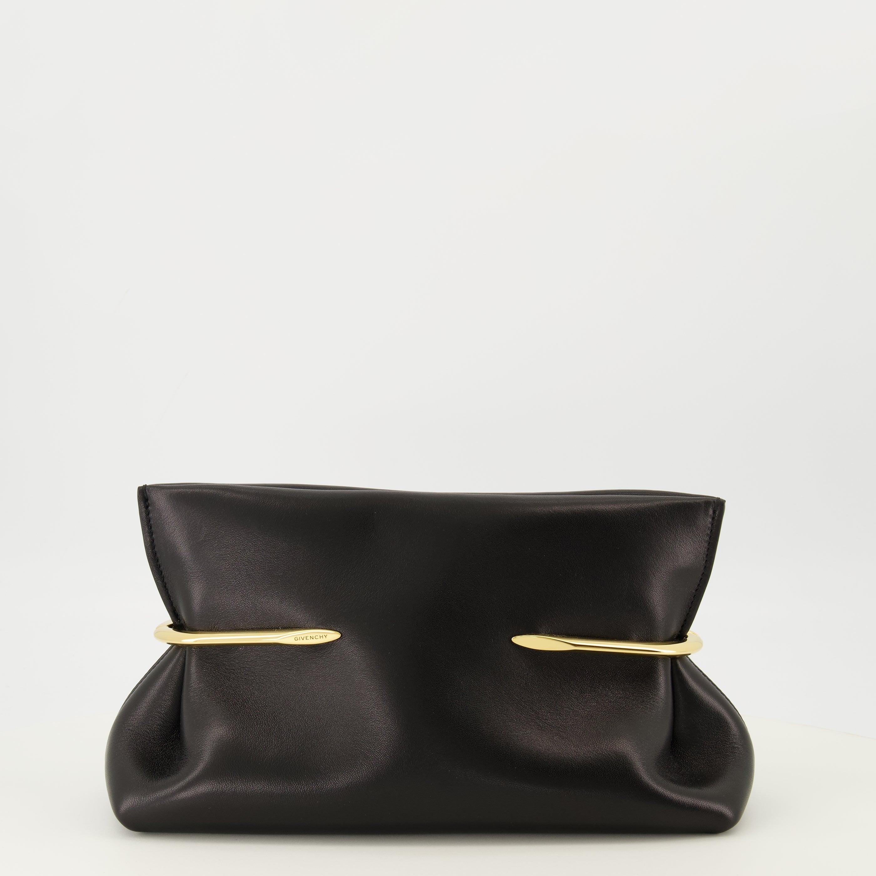 Pochettes Pochette Pinch en cuir nappa noir Givenchy Noir Femme
