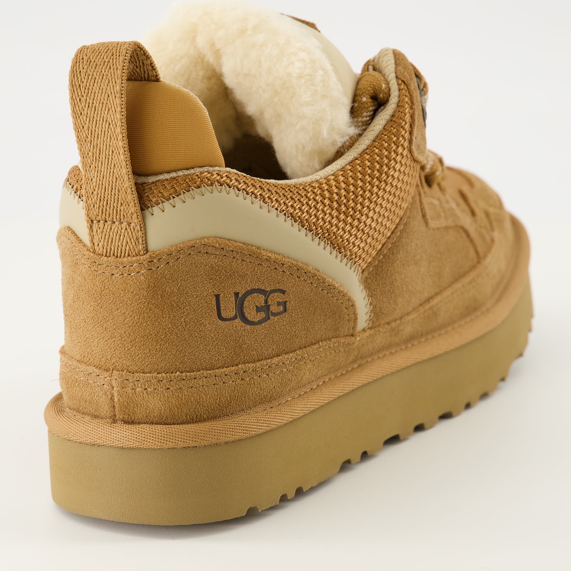 Image de l'article Baskets Lowmel de la marque Ugg pour Femme - Saison Automne-Hiver 2025 - Vue arrière