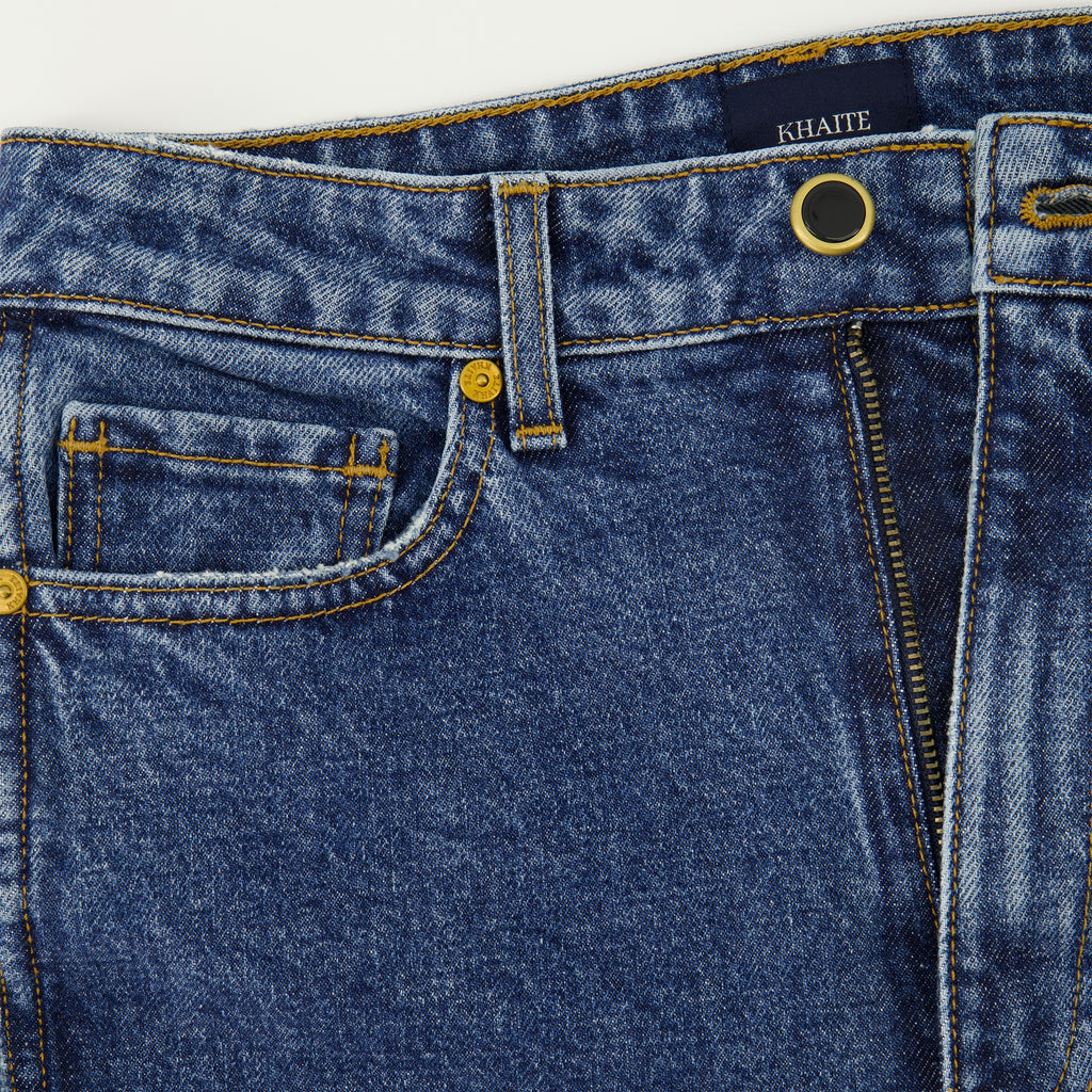 Image de l'article Jean Abigail de la marque Khaite pour Femme - Saison Automne-Hiver 2025 - Vue détaillée_1