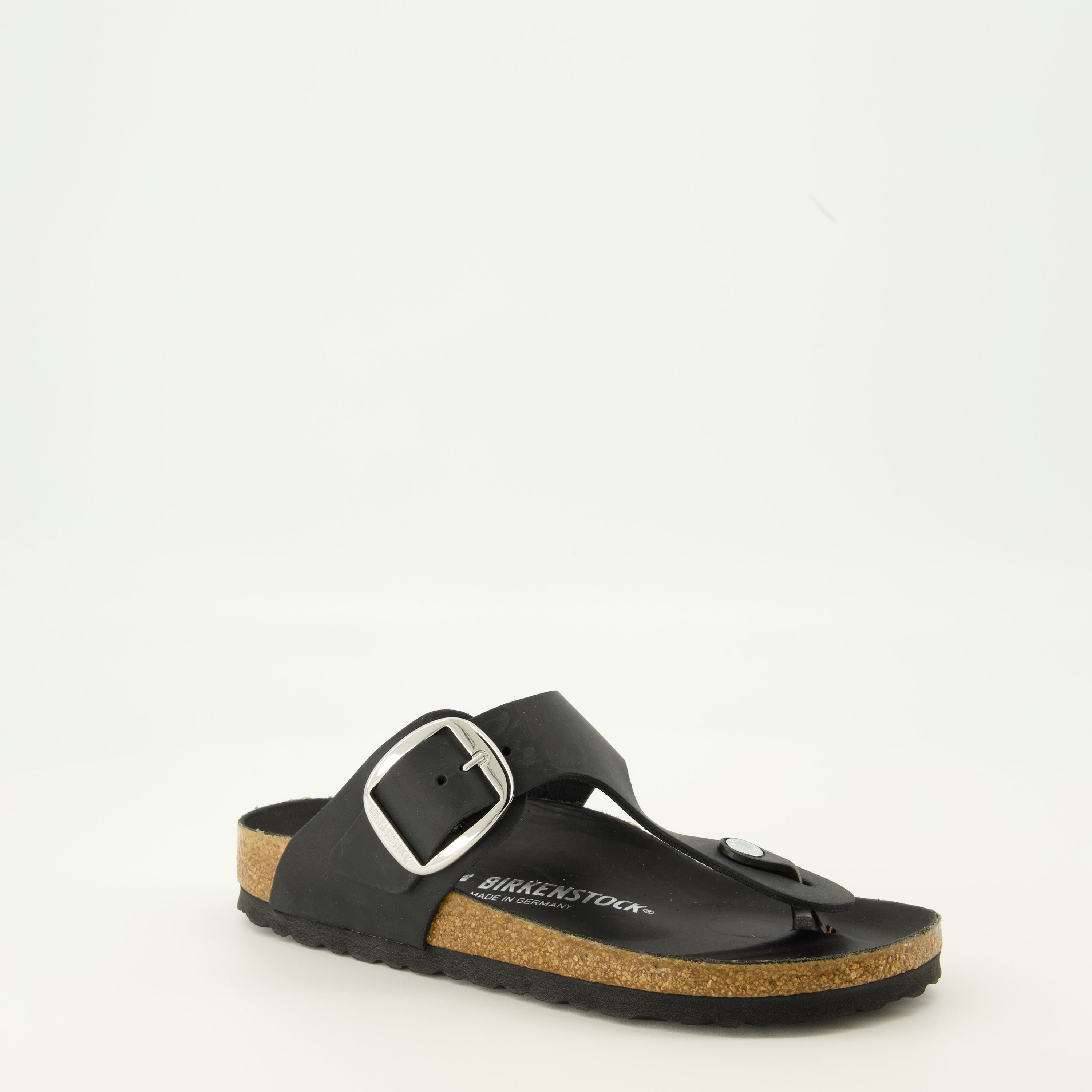 Imagen de las sandalias Gizeh Big Buckle de Birkenstock para mujer - Temporada Otoño-Invierno 2025 - Vista tres cuartos frontal derecha