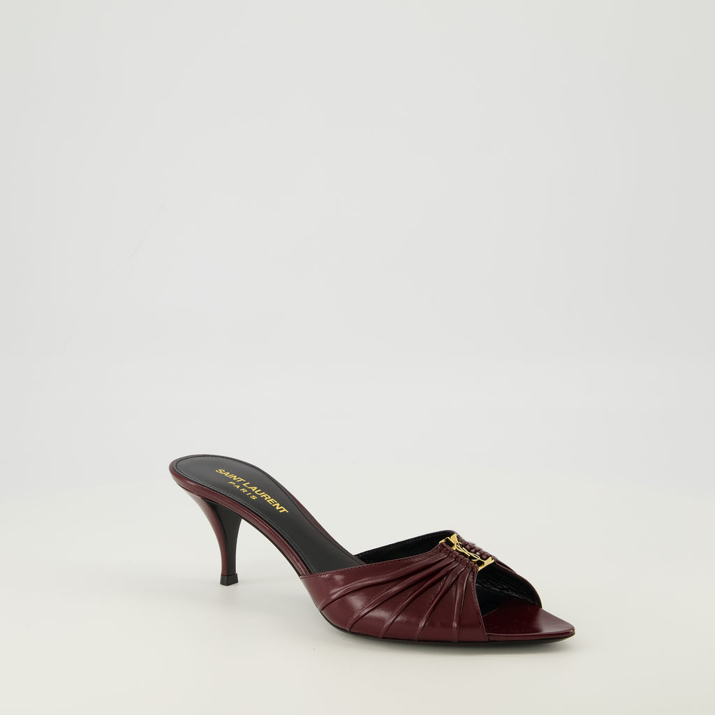 Image de l'article Mules à talons Babylone bordeaux de la marque Saint Laurent pour Femme - Saison Printemps-Été 2026 - Vue trois quarts avant droite