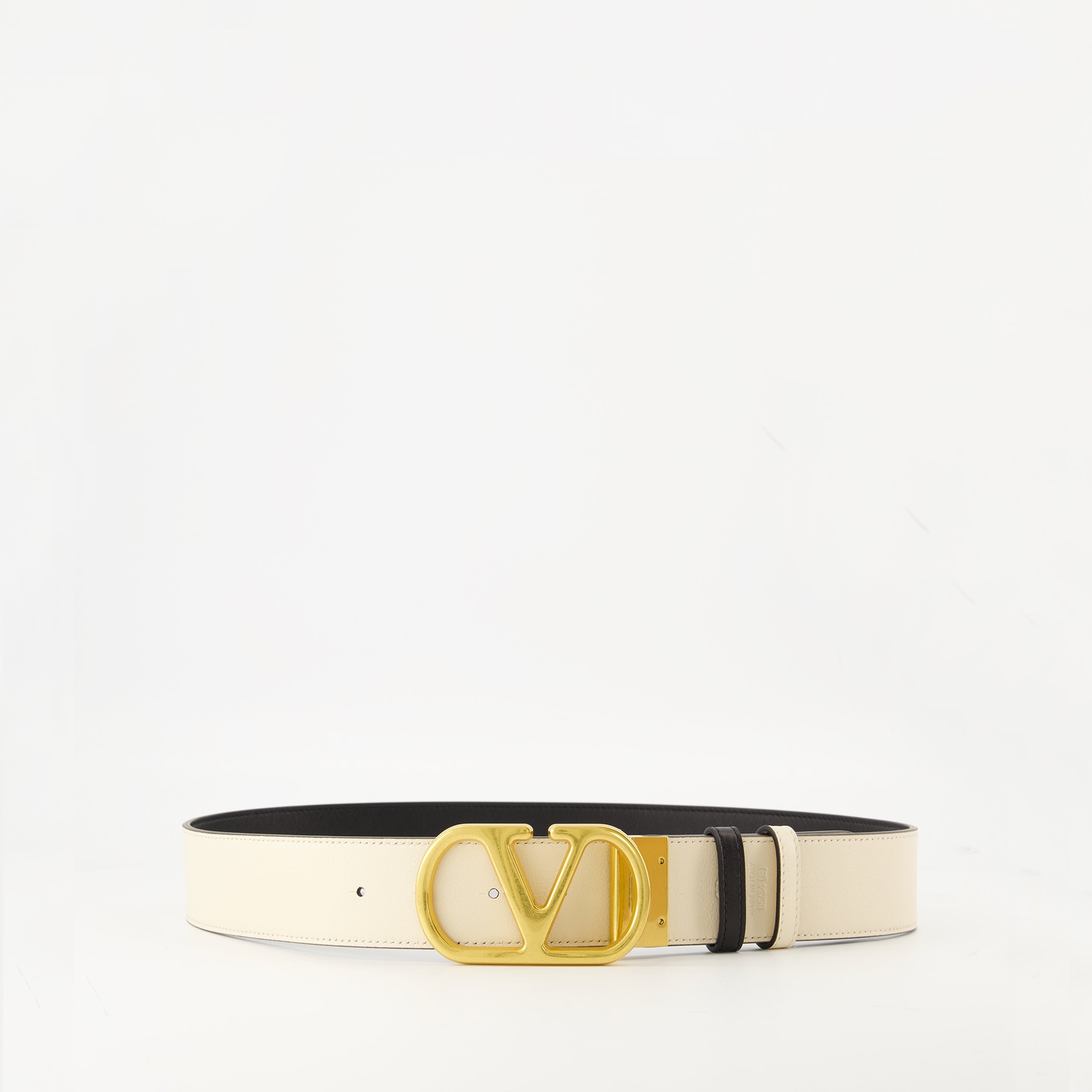 Image de l'article Ceinture Vlogo réversible blanche et noir 40 mm de la marque Valentino Garavani pour Femme - Saison Printemps-Été 2026 - Vue de Face