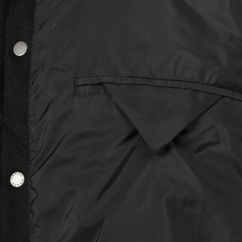 Image de l'article Veste en laine de la marque Prada pour Homme - Saison Automne-Hiver 2025 - Vue détaillée_6