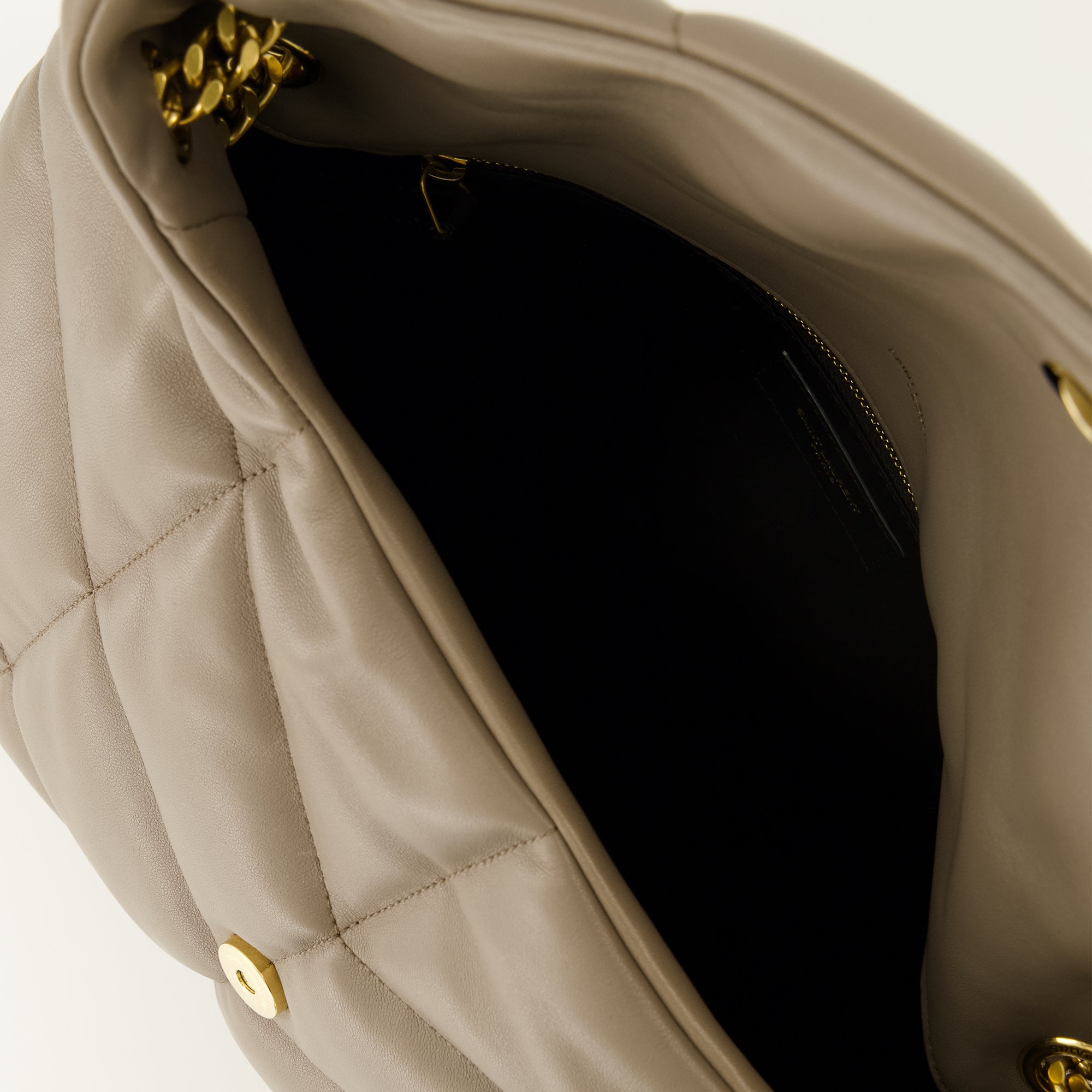 Image de l'article Sac Puffer medium gris de la marque Saint Laurent pour Femme - Saison Printemps-Été 2026 - Vue détaillée_3