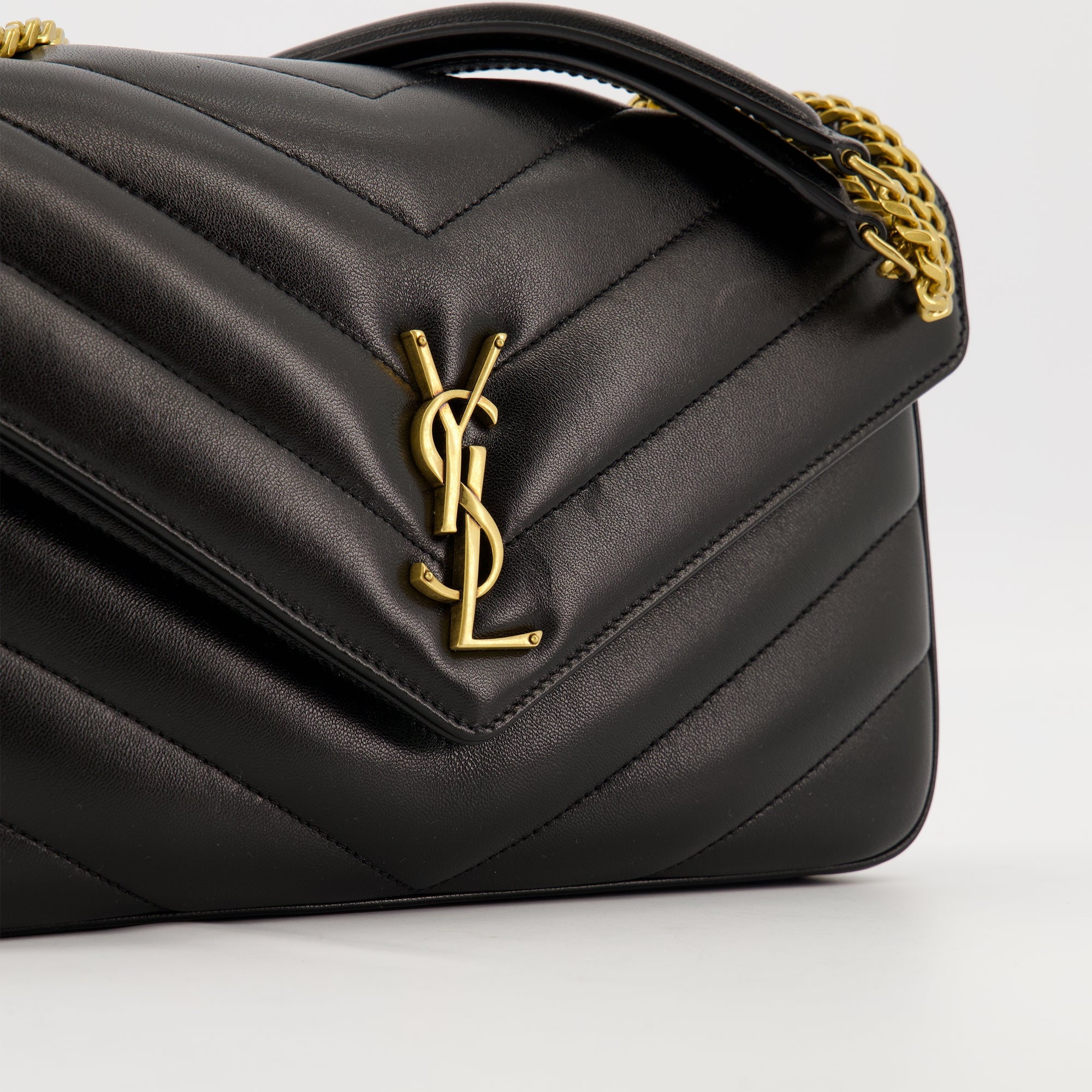 Image de l'article Sac Loulou medium de la marque Saint Laurent pour Femme - Saison Automne-Hiver 2025 - Vue détaillée_2