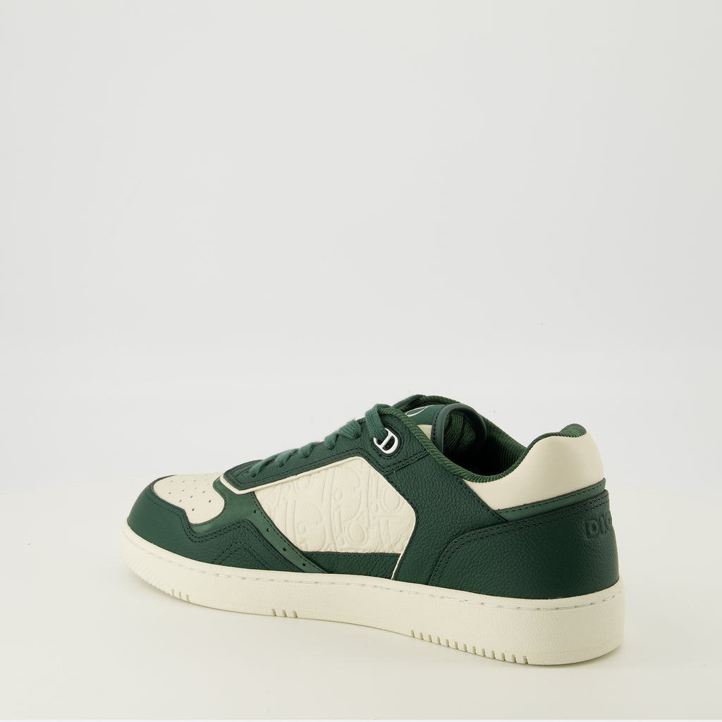 Image de l'article Baskets B27 Uptown basse verte de la marque Dior pour Homme - Saison Printemps-Été 2026 - Vue trois quarts arrière droite