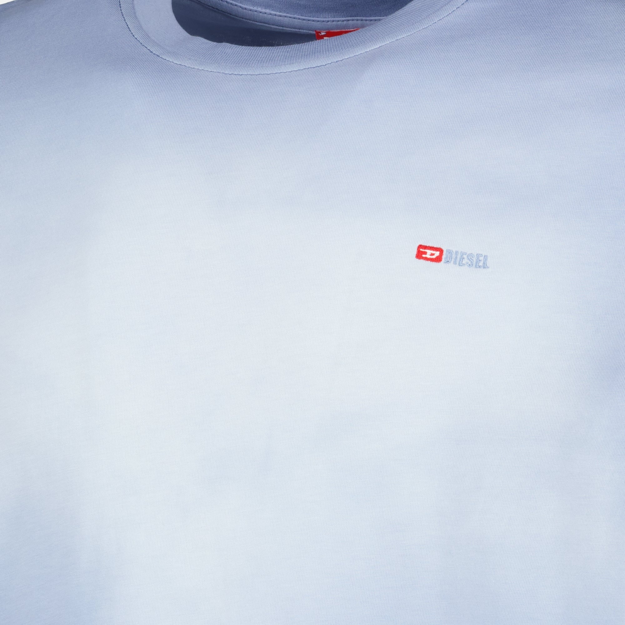 Image de l'article T-shirt T-Adjust dégradé bleu de la marque Diesel pour Homme - Saison Printemps-Été 2026 - Vue détaillée_1