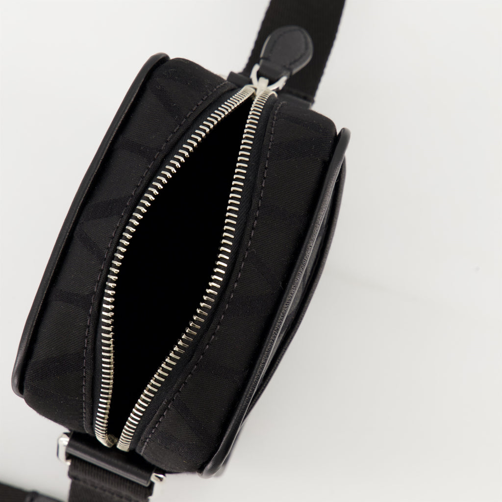 Sacs bandoulière Sacoche en nylon iconographe Valentino Garavani Noir Homme