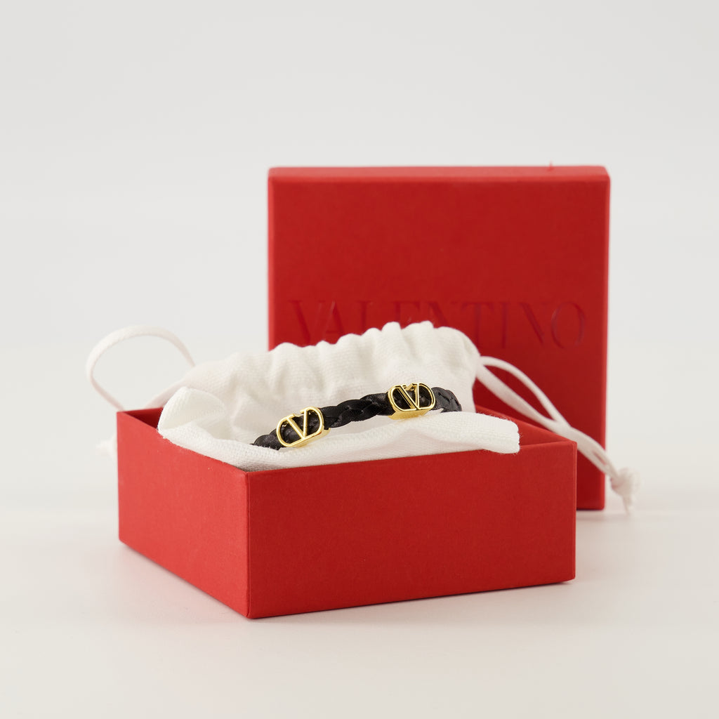 Image de l'article Bracelet en cuir Vlogo noir de la marque Valentino Garavani pour Femme - Saison Printemps-Été 2026 - Vue détaillée_3