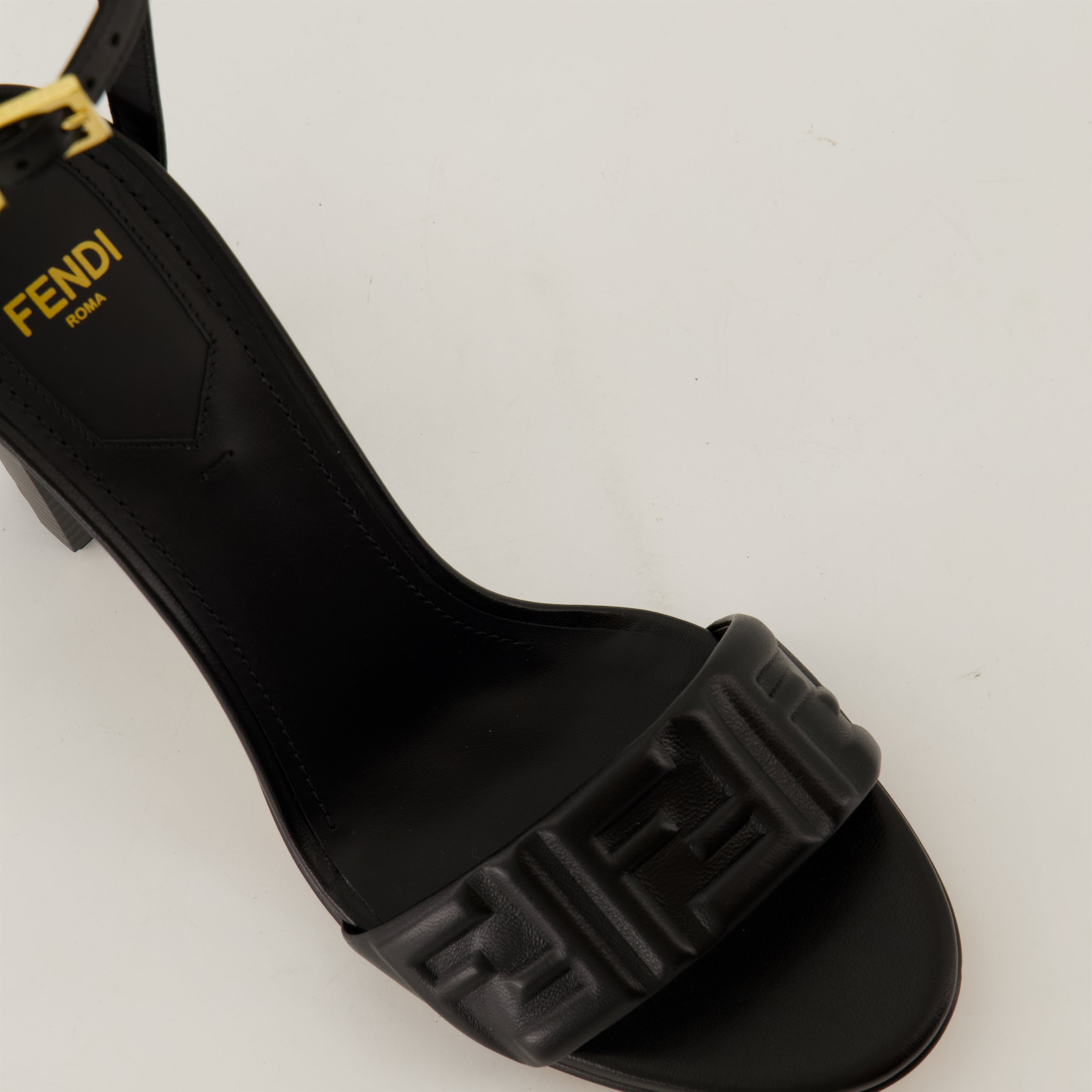 Offene schuhe Delfina Absatzsandalen Fendi Schwarz Femme