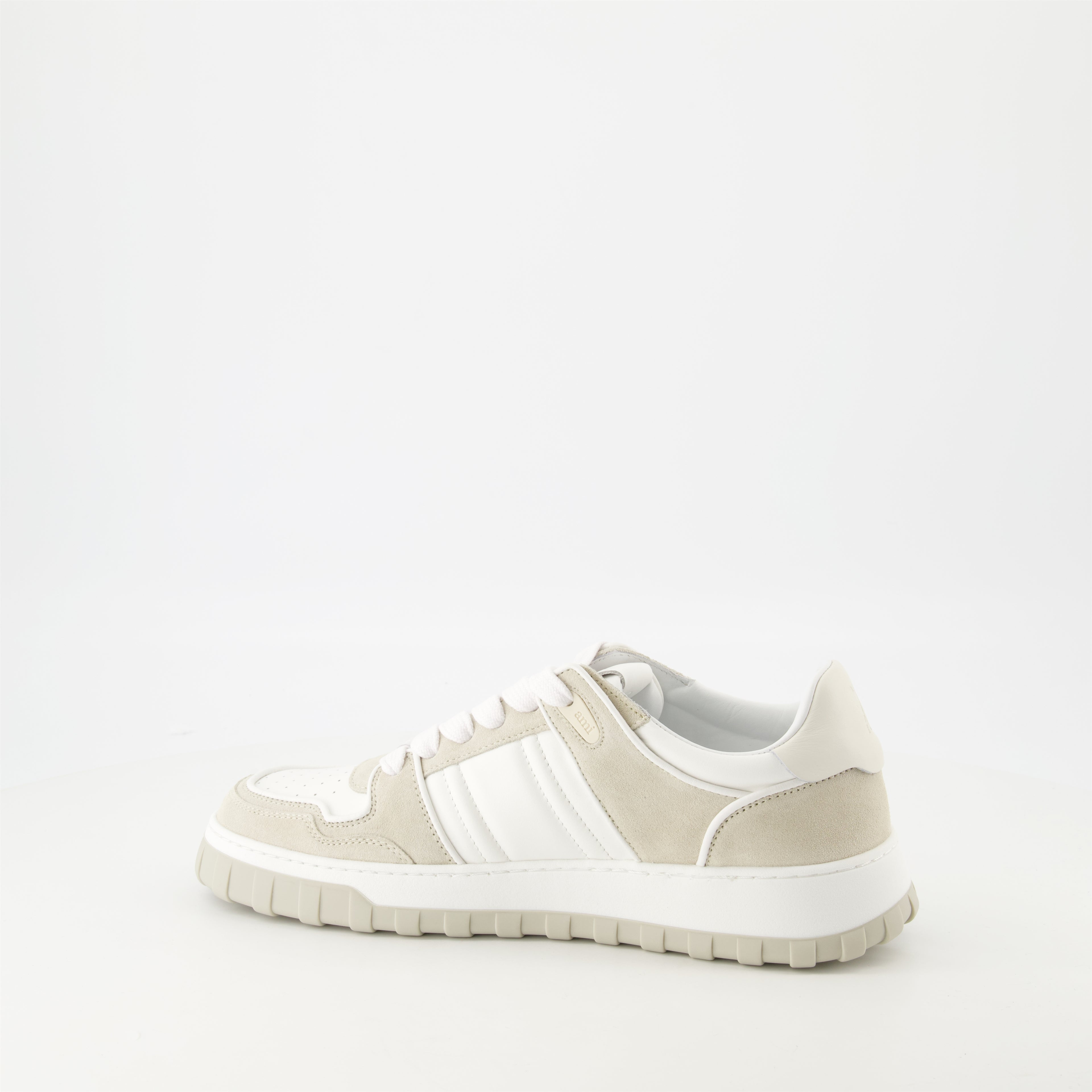 Baskets Baskets Walk beiges Ami PARIS Beige Unisexe