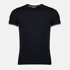 Immagine della t-shirt da uomo del marchio Moncler con bordi blu navy - Stagione Primavera-Estate 2026 - Vista Frontale